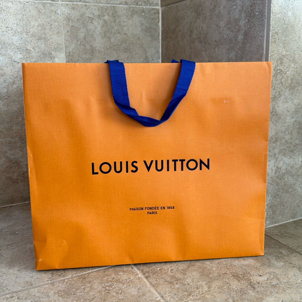 Louis Vuitton Medium Gift Bag